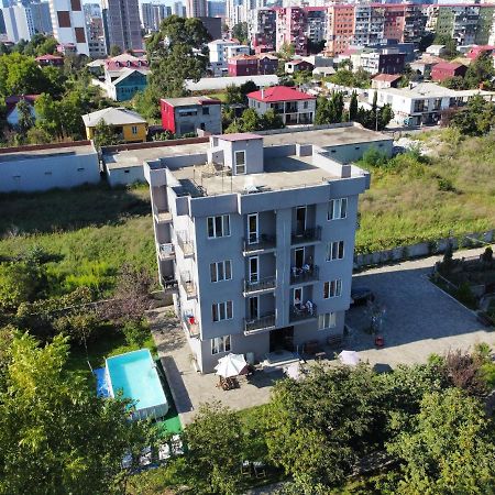 Femily Hotel In Batumi Mareti Str 2 Bagian luar foto