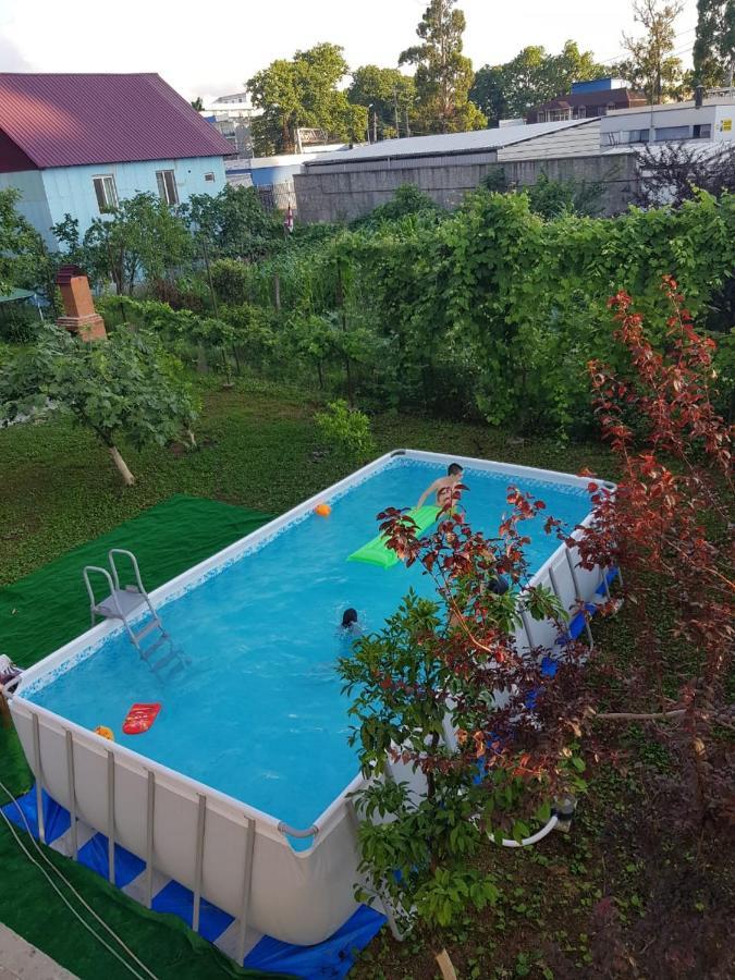 Femily Hotel In Batumi Mareti Str 2 Bagian luar foto