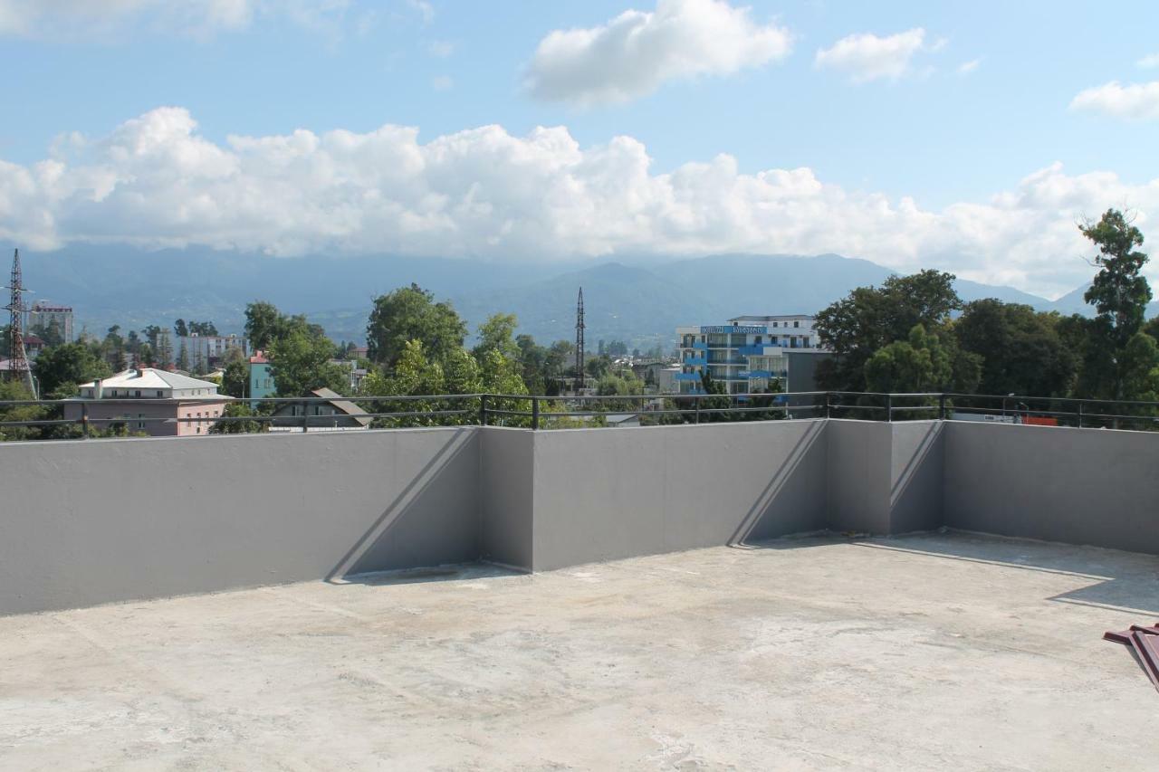Femily Hotel In Batumi Mareti Str 2 Bagian luar foto